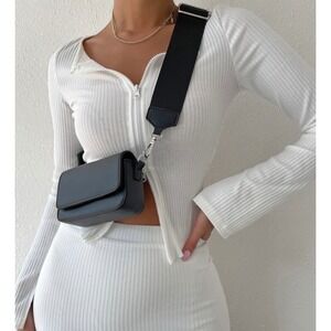 Crossbody Bag Black Adjustable Strap Flap‎ Closure Small Purse